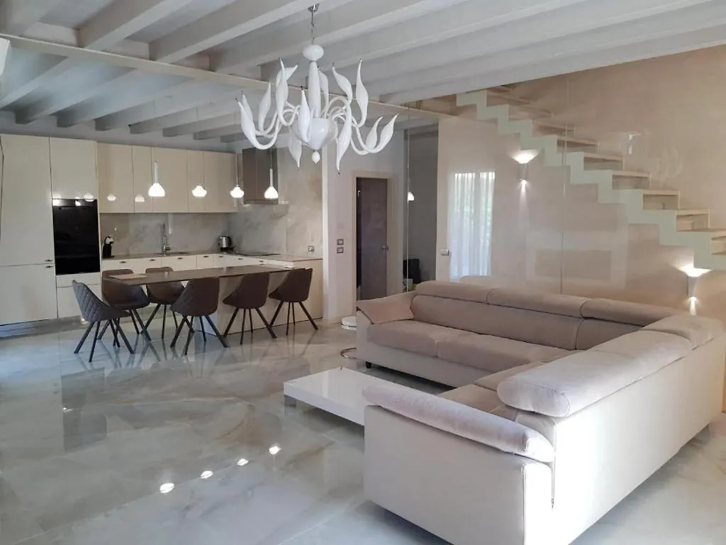 Villa Relax Σιρμιόνε