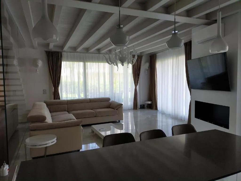 Villa Relax Σιρμιόνε