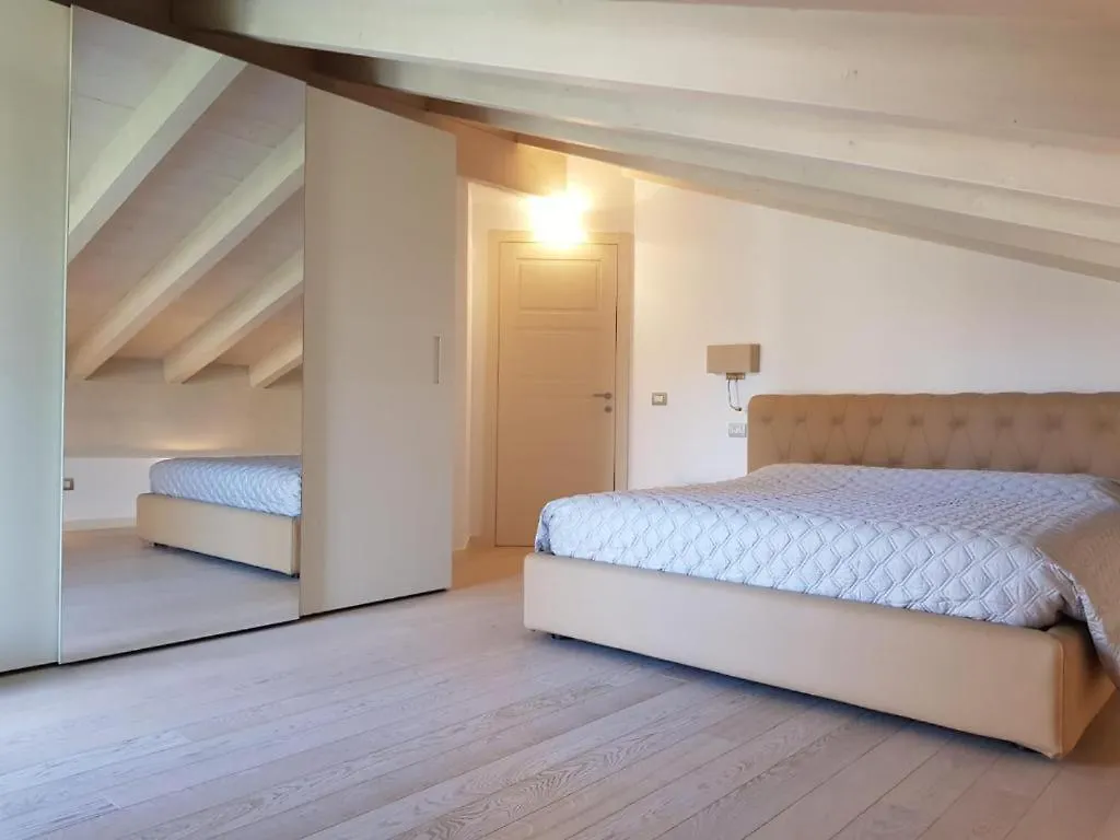 Villa Relax Σιρμιόνε 0*,  Ιταλία