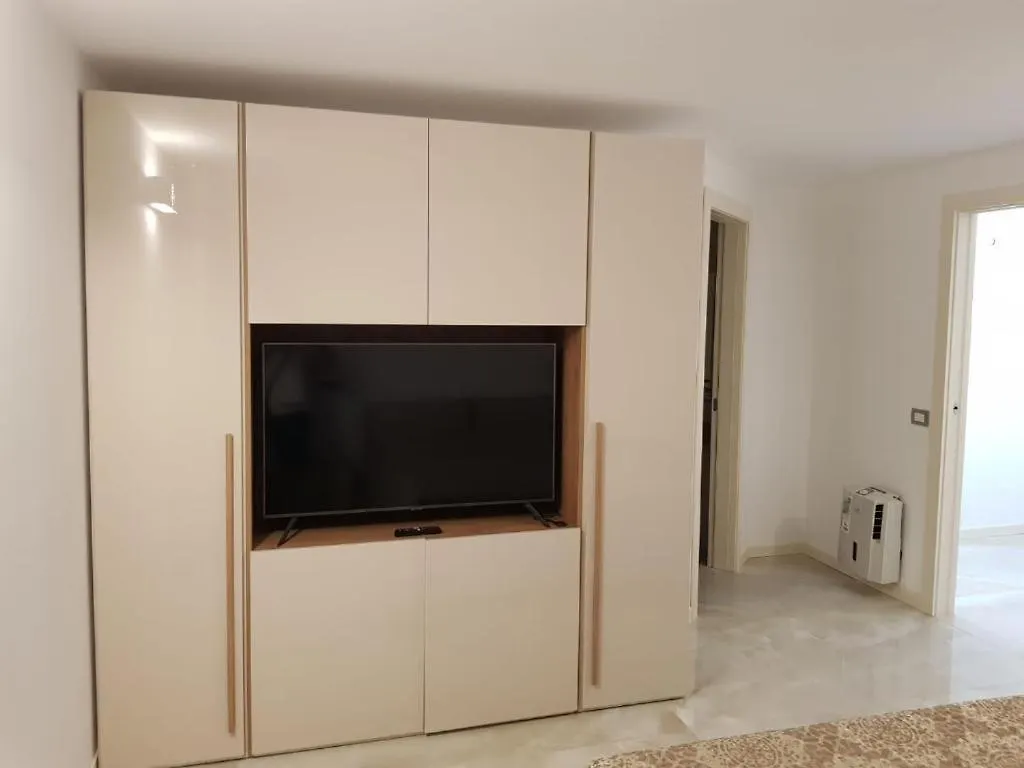 סירמיונה Villa Relax