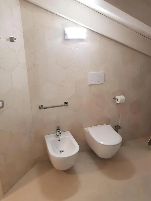 סירמיונה Villa Relax